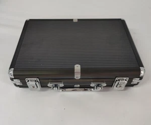 JUEGO VALIGETTA  DA POKER TEXAS HOLD'EM CON CARTE,FICHES,TIMER JUVENTUS X95 - Foto 1 di 8