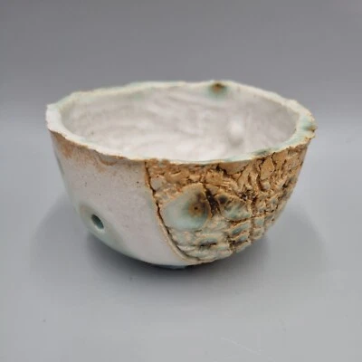 A Small Studio Pottery Bowl, Chawan, Tea Bowl, Unmarked. - Image 1 of 4