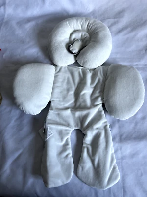 JJ Cole Body Support Sitzverkleinerung Babyschale -  Wie Neu - Bild 1 von 4