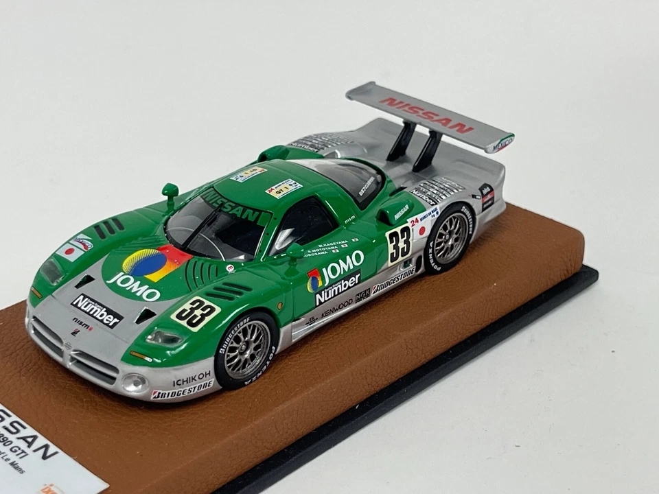 1/43 IXO Nissan R390 GT1 1998 24 Hours of Le Mans  Leather base   TN456 - Image 1 of 4
