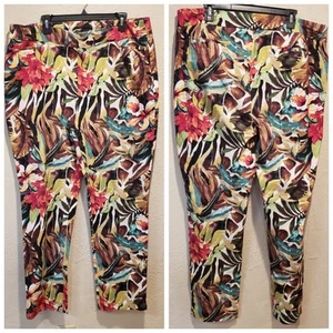Chico’s Women's Brigitte Pull On Ankle Pants Tropical Print So Slimming Sz 3.5T - Picture 1 of 10