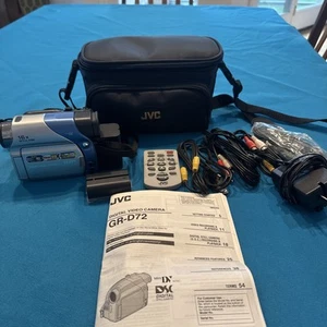 JVC Digital Video Camera GR-D72U MiniDV Camcorder Bundle Clean Tested - Picture 1 of 15