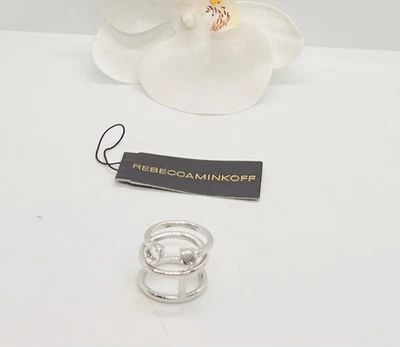 Novo em folha, anéis de berloque de prata empilháveis Rebecca Minkoff conjunto de 2. Tamanho 7 - Imagem 1 de 4