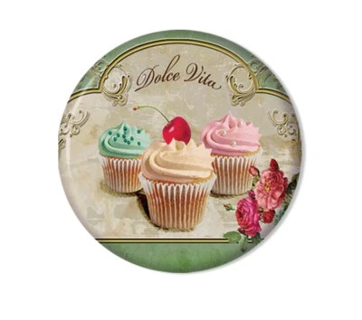 Dolce Vita Cupcakes Bakery - Espelho de bolso, ímã ou pino prensado à mão 2,25" - Imagem 1 de 4