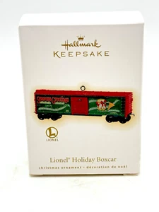 Hallmark Keepsake Lionel Holiday Boxcar Train Ornament - 2009 Retired - Picture 1 of 7