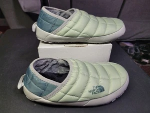 The North Face Thermoball Traction Mule V Slippers Womens Size 6 Sage Green Teal - Picture 1 of 7