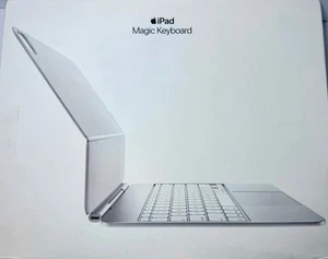 Apple Magic Keyboard for iPad Air 13” (M3, A3340) – Open Box – White - Photo 1/3