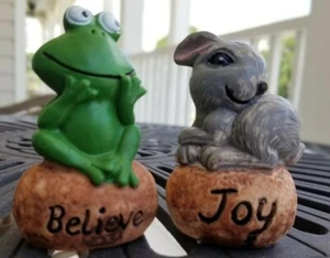 Two 3" Frog & Bunny Garden Believe & Joy Statues - Picture 1 of 2