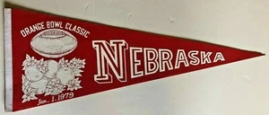 NEBRASKA CORNHUSKERS 1979 ORANGE BOWL VINTAGE COLLEGE FOOTBALL PENNANT NEAR MINT - Picture 1 of 1