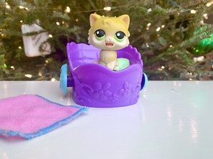 Littlest Pet Shop First Generation Cat w/ Accessories