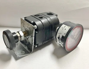  Numatics R800-03F Air Pressure Regulator 160psi Noshok Gauge #7012 - Picture 1 of 10