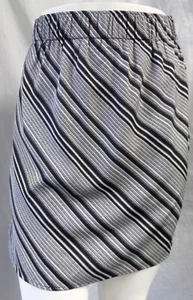 "ANN TAYLOR" BLACK STRIPED CAREER CASUAL ELASTIC WAIST MINI SKIRT SIZE: M NWT - Picture 1 of 5
