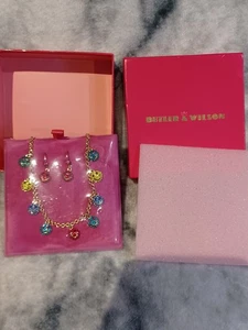 Juego de collar y pendientes Butler And Wilson Smiley Faces arco iris nuevo en caja sellado - Imagen 1 de 6