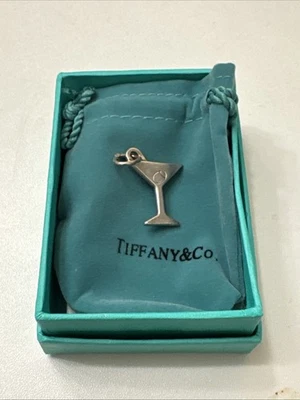 Tiffany & Co. мартини стекла оливковый подвеска и кольцо из чистого серебра с мешочком и коробкой - Изображение 1 из 4