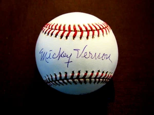 MICKEY VERNON 1946 & 53 BATTING CHAMP SENATORS SIGNED AUTO VTG OAL BASEBALL JSA - Picture 1 of 3