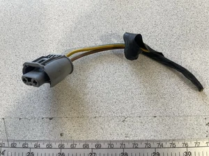 2000-2002 BMW X5 E53 ~ LOW BEAM PLUG ~ 63217160781 - Picture 1 of 3