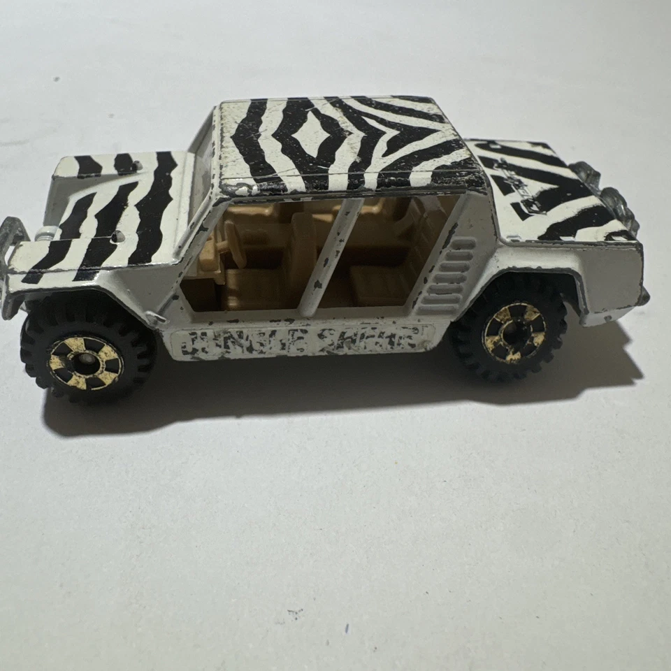 Tomica F65 Lamborghini Cheetah 1:62 Diecast 1979 Zebra Deco Japón - Ejes doblados Foto 1 de 4