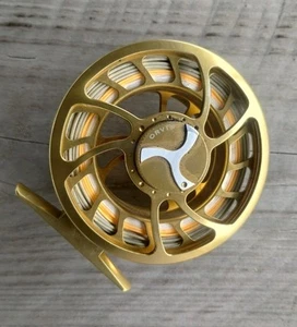 Carrete de pesca con mosca Orvis Mirage LT II raro. Oro sin bolsa. Hecho en USA. - Imagen 1 de 4