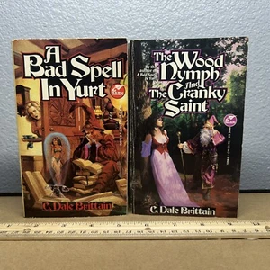 VTG C. Dale Britain Lot,BAEN books / A Bad Spell in Yurt / Wood Nymph & Cranky - Picture 1 of 6
