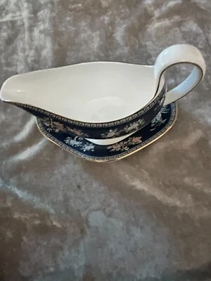 Tazón de salsa Blue Siam Wedgwood Bone China usado solo una vez Foto 1 de 3