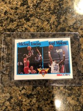 (1)1991 NBA HOOPS LEAGUE LEADERS #306 MICHAEL JORDAN/KARL MALONE BASKETBALL CARD