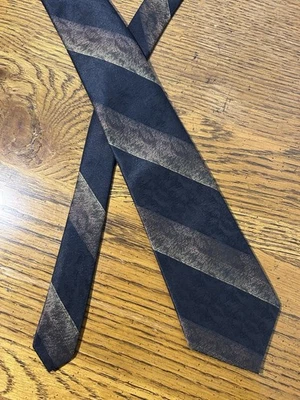 Corbata para hombre Galleria Collection Damon 95 % poliéster 5 % rayas seda negra marrón Foto 1 de 4