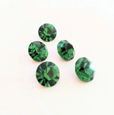 (14 peças) Cristal Swarovski Vintage 10mm Redondo VERDE PERIDOTO apontado para trás com folha - Imagem 1 de 4