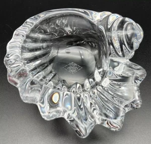 VANNES ART GLASS FRANCE VINTAGE  MODERN Scalloped CRYSTAL SHELL BOWL 4" - Picture 1 of 3