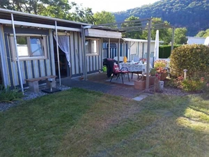 Dauercamping im Wohnwagen mit fester Wohnküche und 2 Wohnwagen - Bild 1 von 12