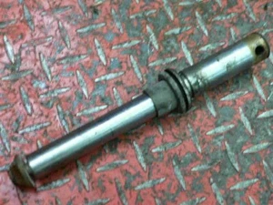 85 BMW K100 Front Axle - Picture 1 of 1