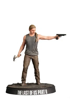 Dark Horse The Last of Us Part II: Abby Figure - Image 1 of 4