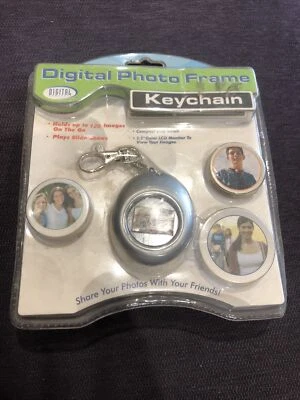 Digital Concepts Digital Photo Frame Keychain ~ Silver 1.1" Screen - 180 Images - Image 1 of 3