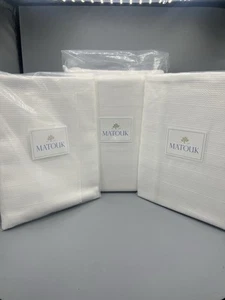 Matouk Augusta Full/Queen Coverlet + 2 Euro Shams White NEW - Picture 1 of 7