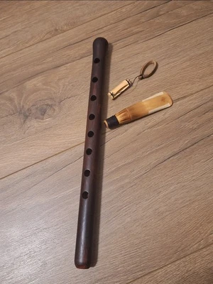 duduk armenio - instrumento de viento de madera de caña Foto 1 de 4