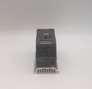Siemens 6SL3211-0AB13-7UA1 AC Drive - Picture 1 of 4