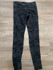 Lululemon Wunder Under High Rise Leggings Black Camo Size 4 - Picture 1 of 4