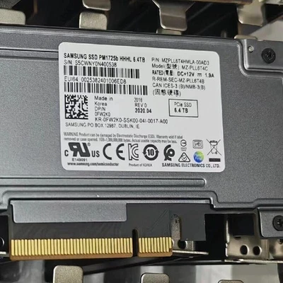 Samsung PM1725b 6.4TB DELL SSD HHHL PCIE 3.0 x8 MZ-PLL6T4C MZPLL6T4HMLA-00AD3 - Image 1 of 2