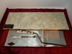Floraine Pink Roses A.E.Lewis & Co. Sheffield England Cake Cutter & Fork, W/Box! - Picture 1 of 6