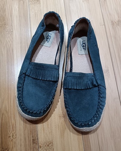 Mocassini UGG Australia in pelle blu taglia UK 4 5 US 6 EU 37 con pelliccia all'interno