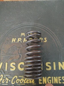 Wisconsin Valve Spring AF55 NOS OEM - Picture 1 of 1