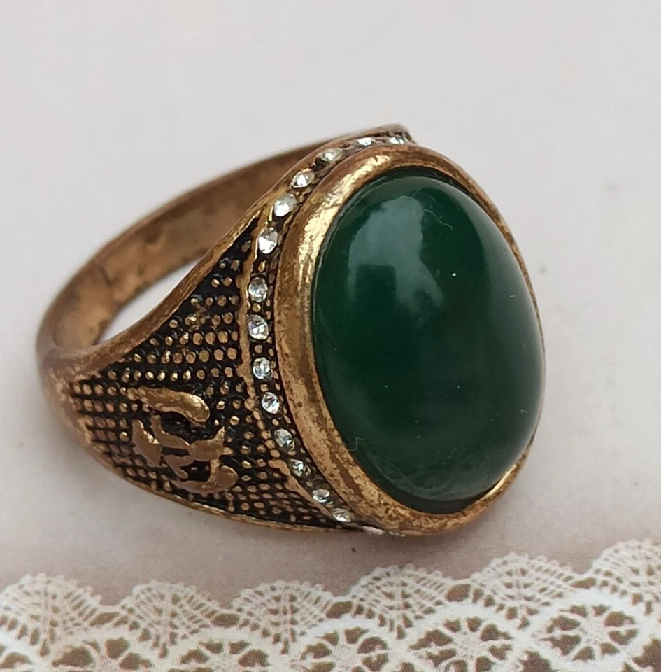 Declaración Anillo Para Hombre De Colección Real Verde Oscuro Ovalado Estrás Tono Dorado Regalo 10 Foto 1 de 4