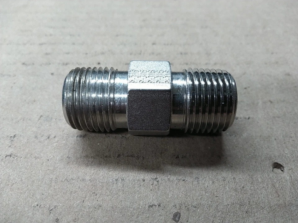 5404-08-08-SS Pipe Hex Nipple 316 Stainless Steel Male 1/2 NPT to Male 1/2 NPT - Image 1 of 1
