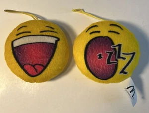 Peluche emoji LOL Zzzzzz lote de 2 peluches McDonald's - Imagen 1 de 5
