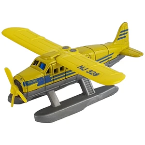 Vtg Matchbox Mattel Wheels #37 WATER WINGS SEAPLANE 1998 Yellow Grey China 1:90 - Picture 1 of 18
