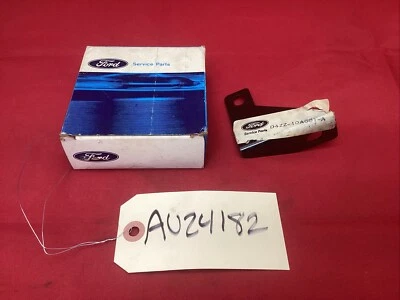 ¡NUEVO! SOPORTE DE SOPORTE DE BATERÍA FORD MUSTANG II 1974-1977 D4ZZ-10A691-A Foto 1 de 4