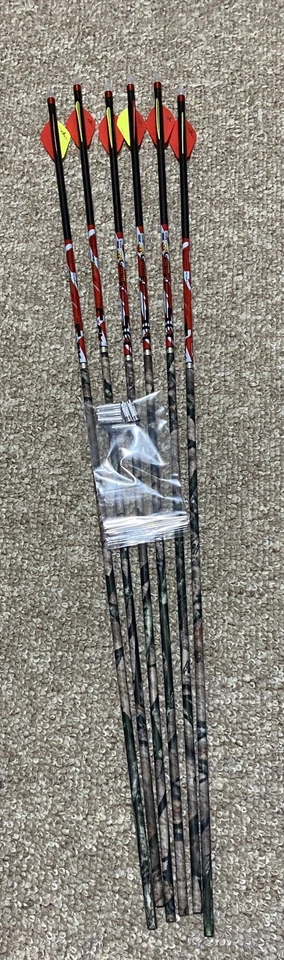 Carbon Express D-Stroyer Mx Hunter Arrows 350 2 in. Vanes 1/2 Dozen. - Image 1 of 1