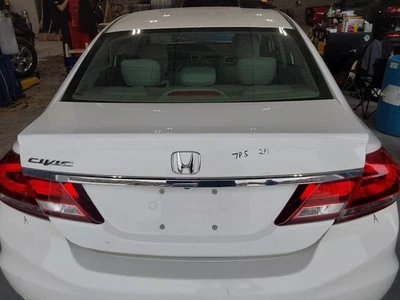 Used Deck Lid fits: 2015 Honda Civic Canada market Sdn 1.8L EX Grade A Foto 1 de 4