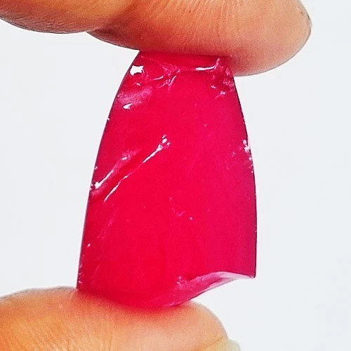 CLEAR 31 CT DARK PINK RUBY CORUNDUM ROUGH LAB GROWN GEMSTONE - Image 1 of 1