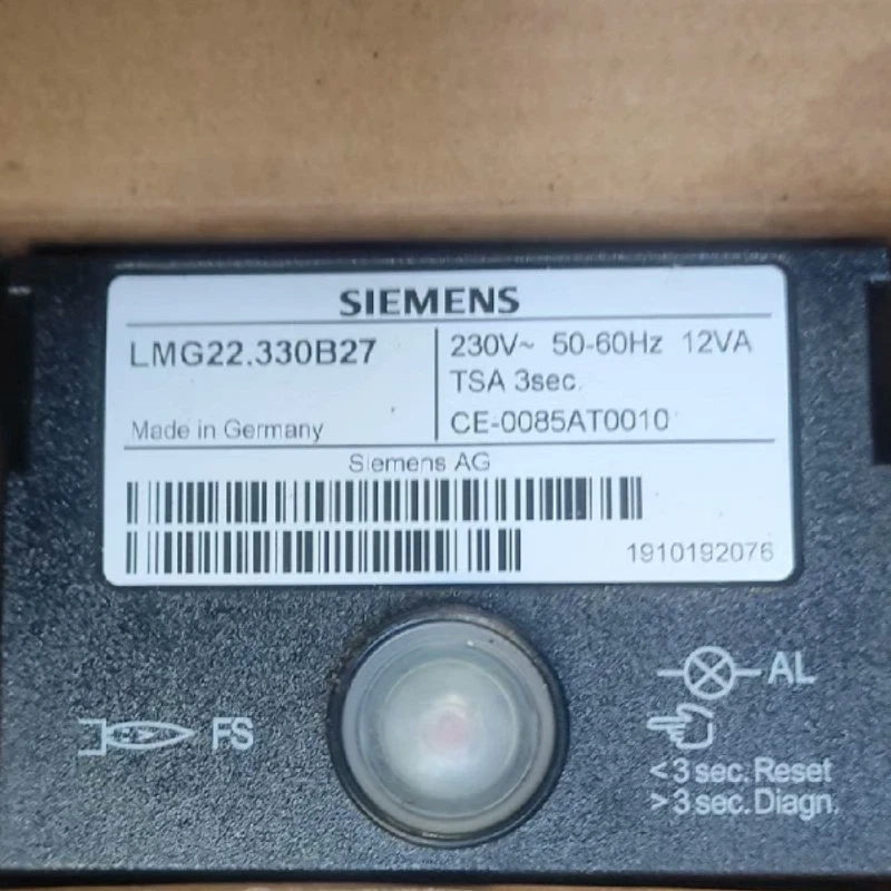 1pcs New SIEMENS LMG22.330B27 Sontrol Box Combustion for Burner Control - Image 1 of 1