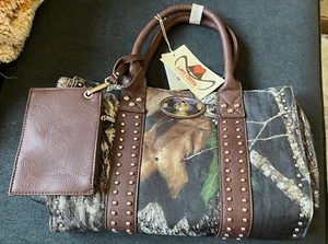 Love Creek Mossy Oak Camo Purse/Handbag w/Studs & Coin Purse Brown Accents NWT - Picture 1 of 9